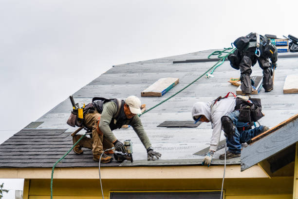 Professional Gutter Installation technician working in Perrysville, OH
